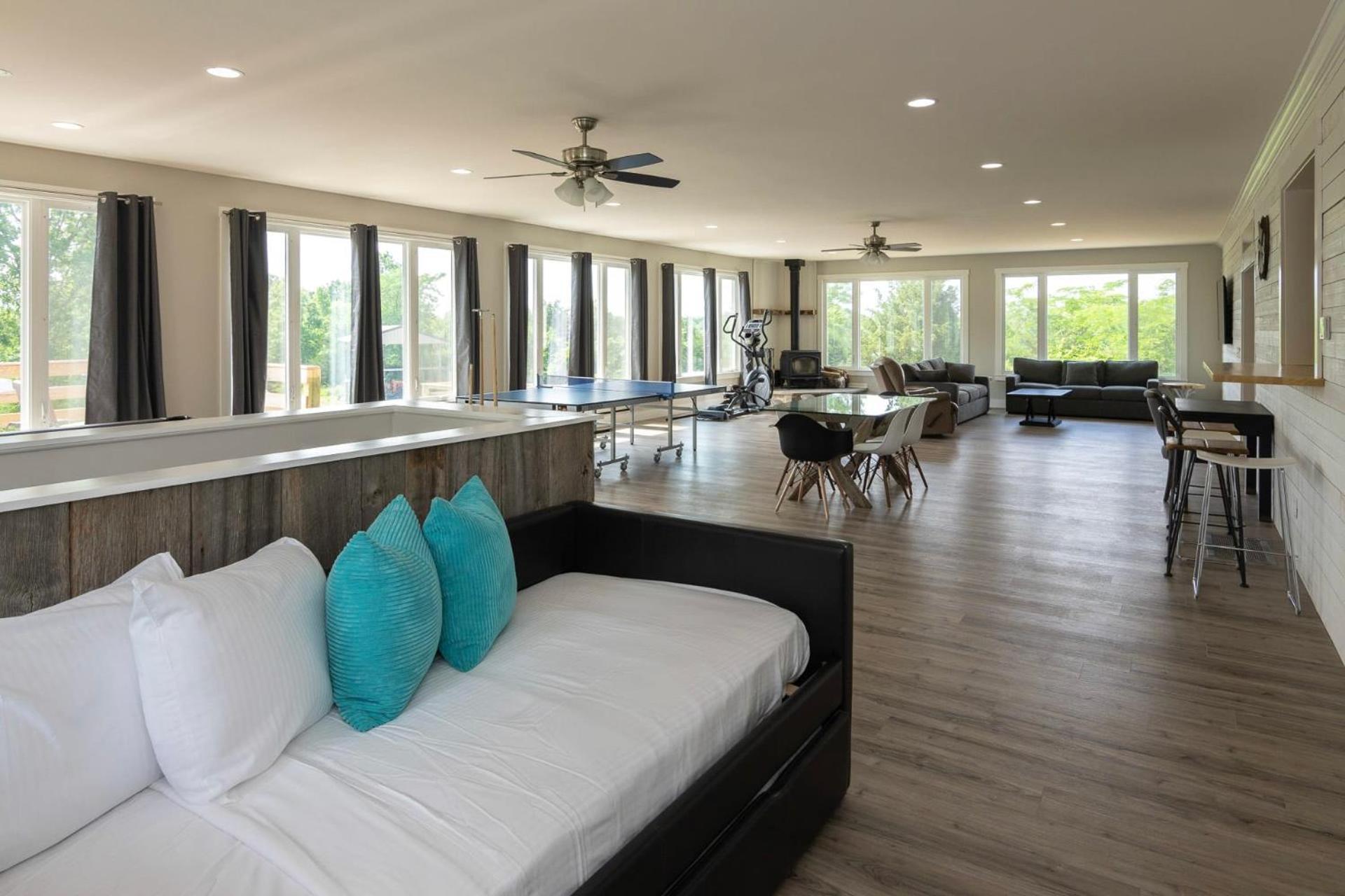 Vila 80 Acre Retreat With Pool - Minutes To Ark - Sleeps 15 Williamstown Exteriér fotografie